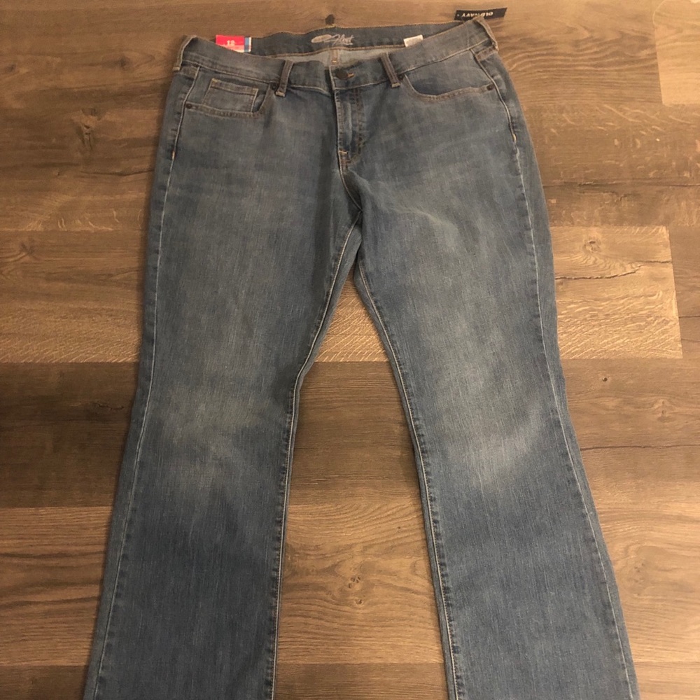 Old navy women’s medium wash jeans